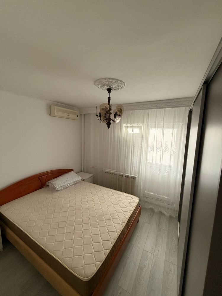 Închiriez Apartament cu 3 camere decomandat, parcare inclusă, metrou Dristor 🚗 - Poză 3