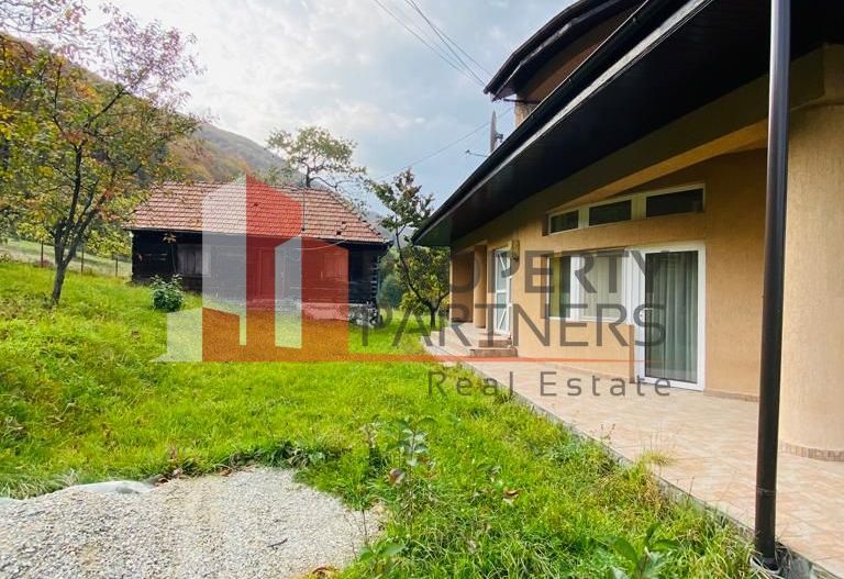 Casa + teren 1700 mp langa Padure Bran/ Predelut - Poză 11