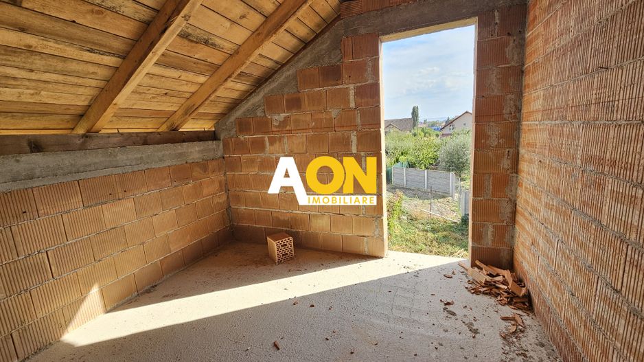 Casa la rosu, 4 camere, 2 bai, 345 mp teren, zona Ampoi 3 - Poză 11