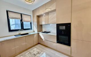 VILA  moderna P+1+M în Pipera – zonă premium, acces privat - Poză 2