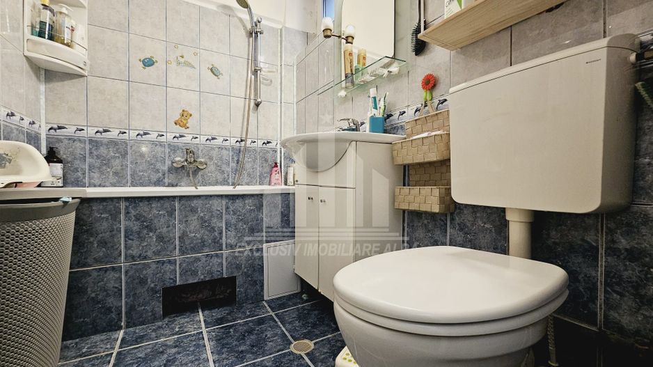 Apartament cu 3 camere de vanzare, Ampoi 1 - Poză 7