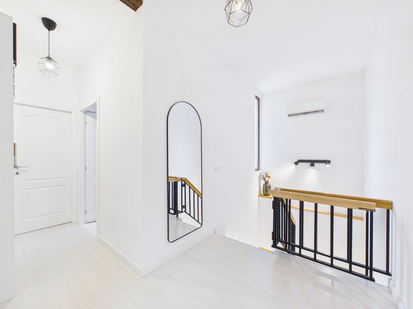 Duplex cu 3 camere modern langa metrou Obor - Poză 8