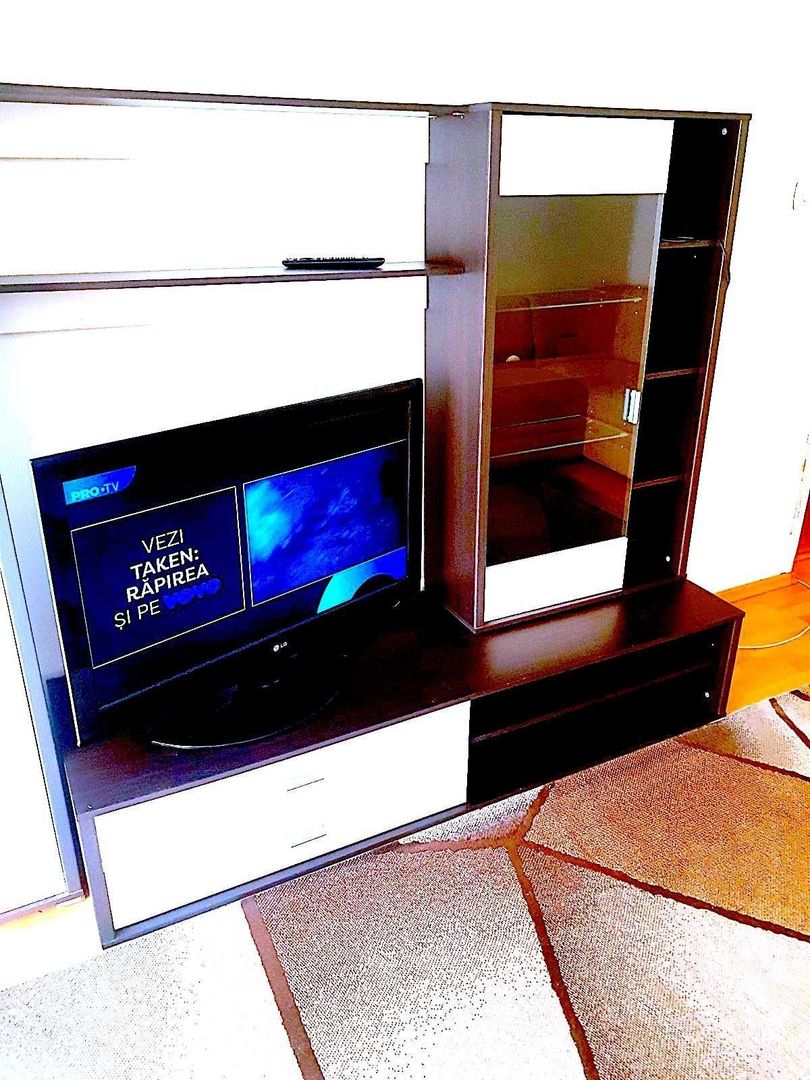 De vanzare apartament cu 3 camere , Aparatorii Patriei sector4 - Poză 6