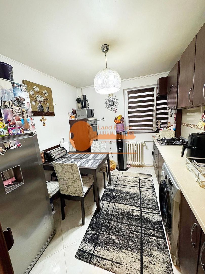 3 camere Baba Novac ( renovat recent ) - Poză 6