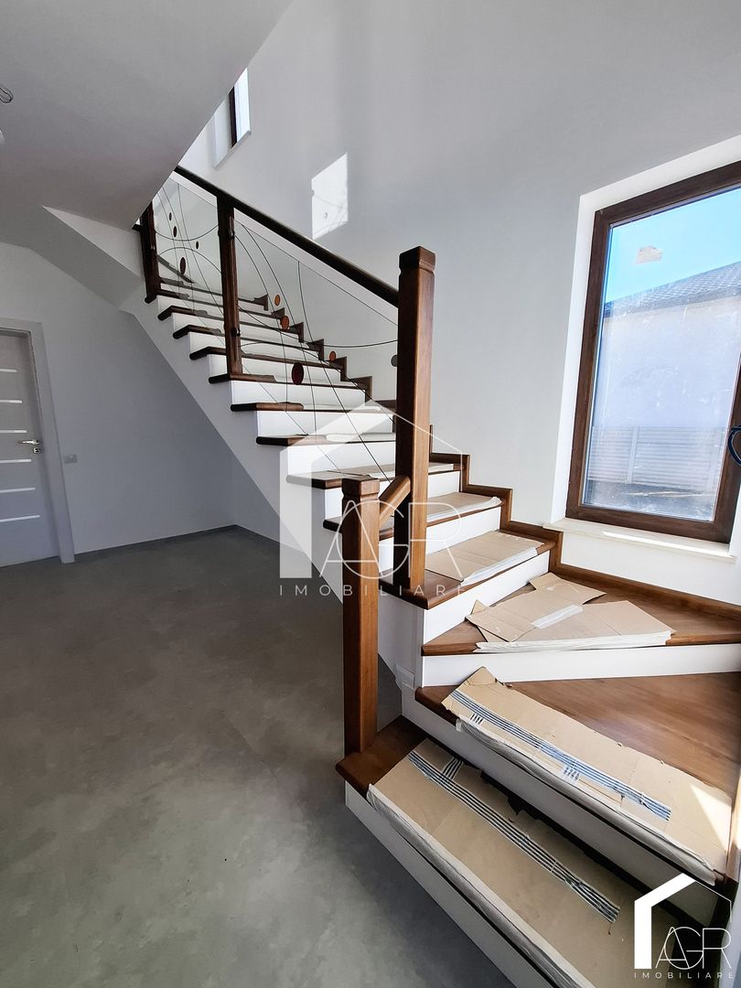 Vila P+1E, cu 5 camere, Paulesti - Poză 2