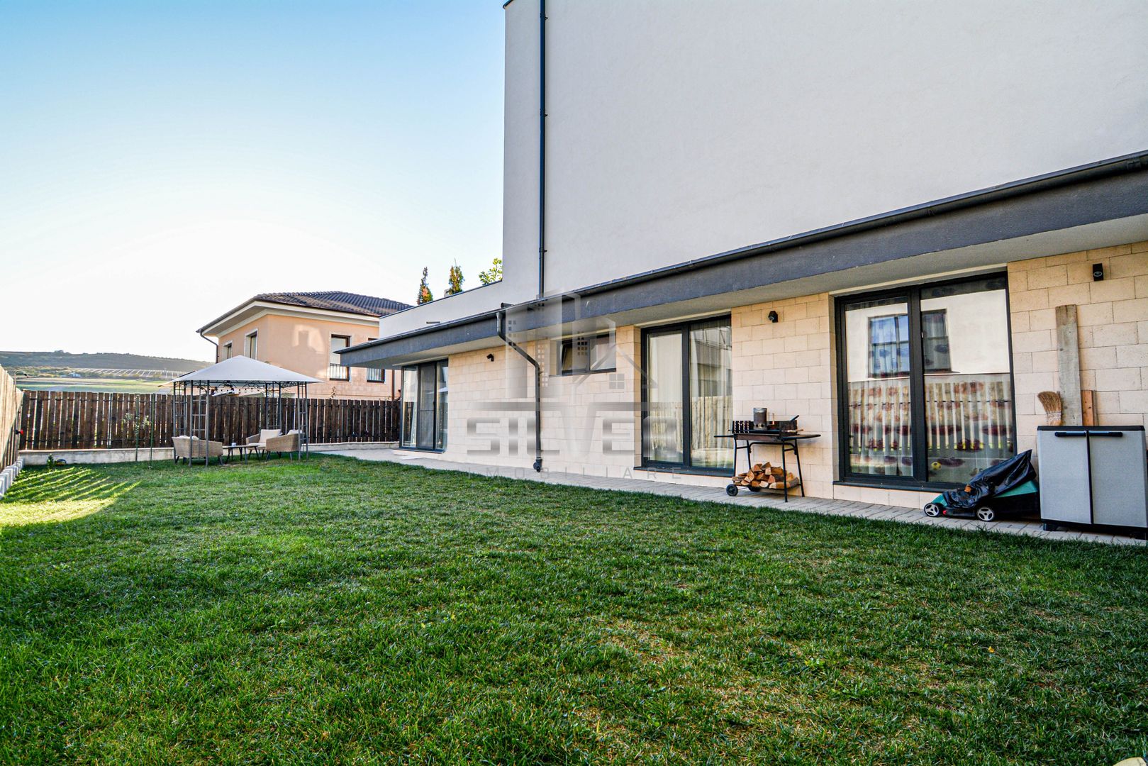 Duplex cu curte de 250mp si 117.5mp utili, mobilat si utilat, in Iris - Poză 13