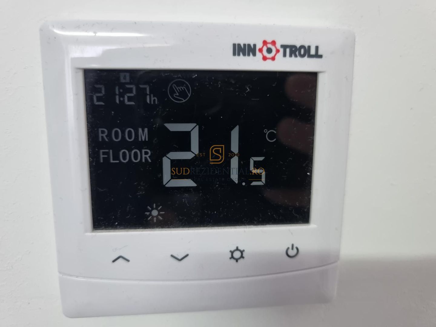 Vila individuala cu 5 camere si piscina, mobilata si utilata, Popesti - Poză 28