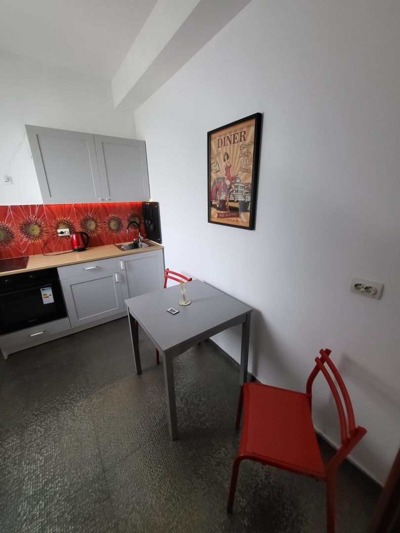 Inchiriere garsoniera 50 mp cu centrala | 5 min metrou Timpuri Noi - Poză 9