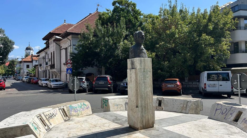 Vanzare Apartament 2 Camere Dec. în Vilă Ideal Rezidential sau Airbnb - Poză 1
