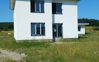 Casă individuală - Corunca-1200 mp teren - Poză 1