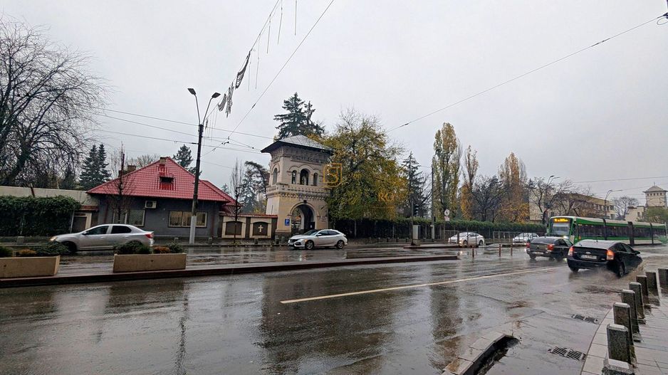 Eroii Revolutiei - Apartament cu 2 camere, decomandat, Comision 0% - Poză 21