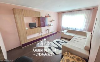 Apartament 3 camere, mobilat si utilat, etaj 3, zona CARTIER; - Poză 1
