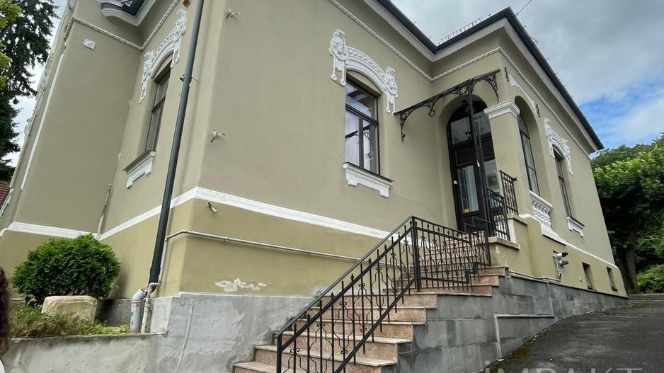 Casa superba ideala sediu firma! - Poză 1