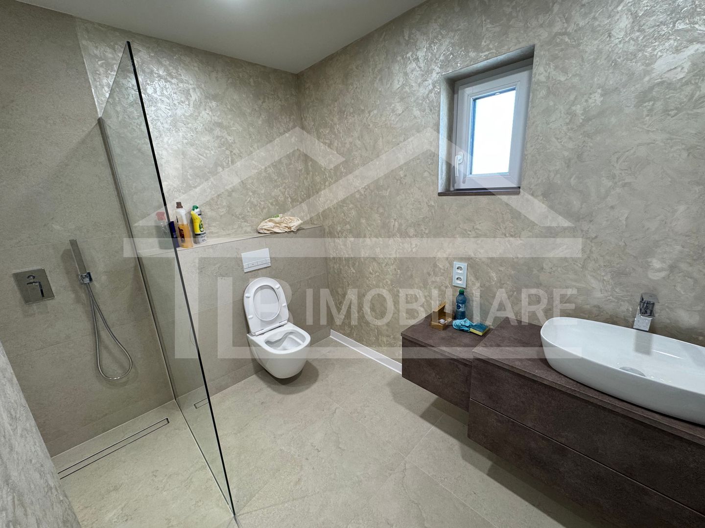 Apartament cu 3 camere, 111mp, 2 locuri de parcare, Zona Sevalia - Poză 9