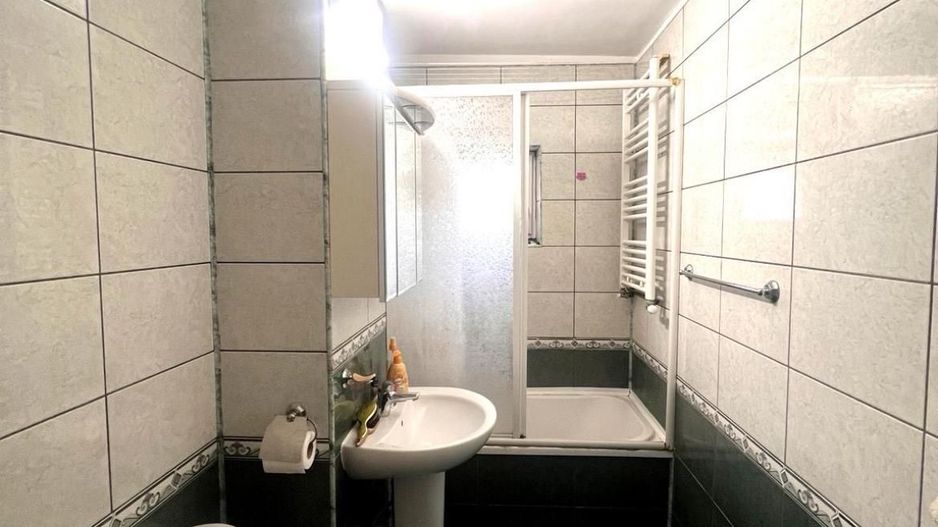 Soarelui | 3 Camere | Etaj 2 | 2 băi | Centrală proprie - Poză 7