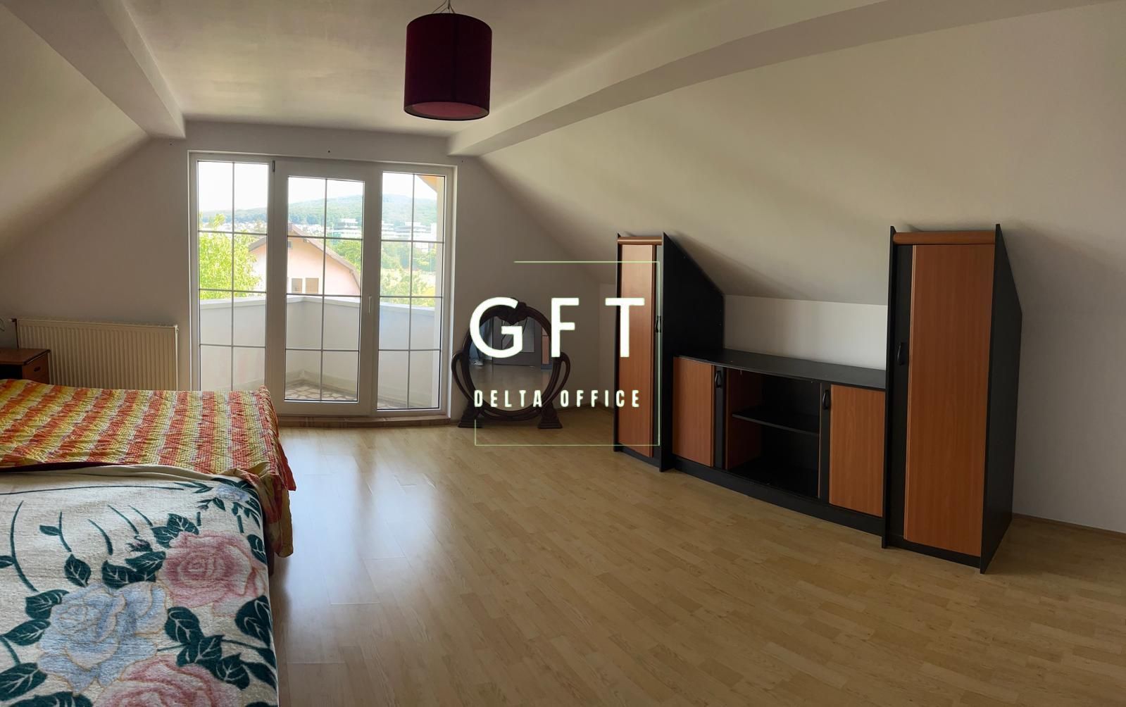 Apartament de vanzare, 3 camere, Calea Moldovei - Poză 2