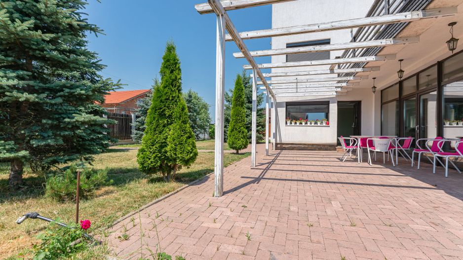 Casa individuala formata din living si 4 dormitoare in Halchiu - Poză 5