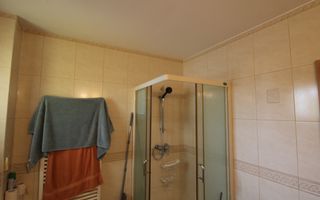 2 Camere,centrala proprie,loc de parcare privat. - Poză 12