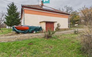 CONAC IMPRESIONANT ÎN GHIOROC - Poză 19