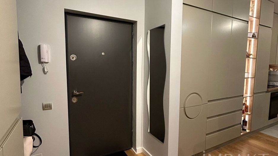 Vanzare apartament cu 3 camere, etaj intermediar, terasa, parcare! - Poză 18