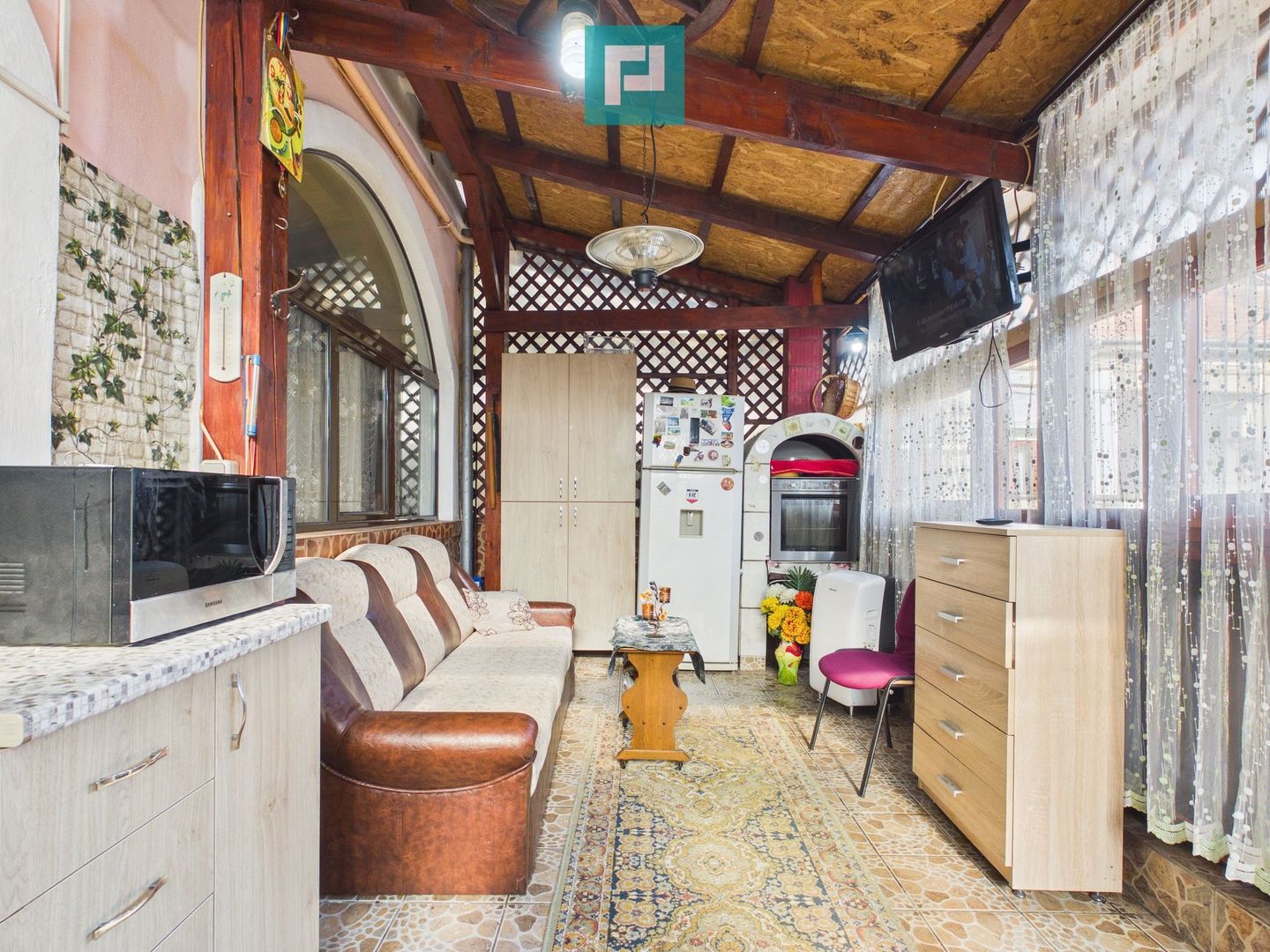 Apartament cu 2 camere pe Str.Episcopiei - Poză 4