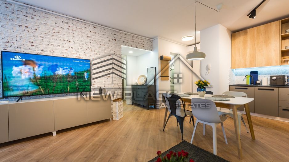[VIDEO] 4City North | Apartament exclusivist | Vedere curtea interioara | Lux - Poză 1