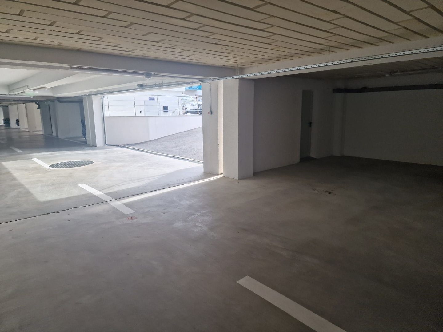 Apartament 2 camere Otopeni + terasă 30 mp | parcare subterană - Poză 9