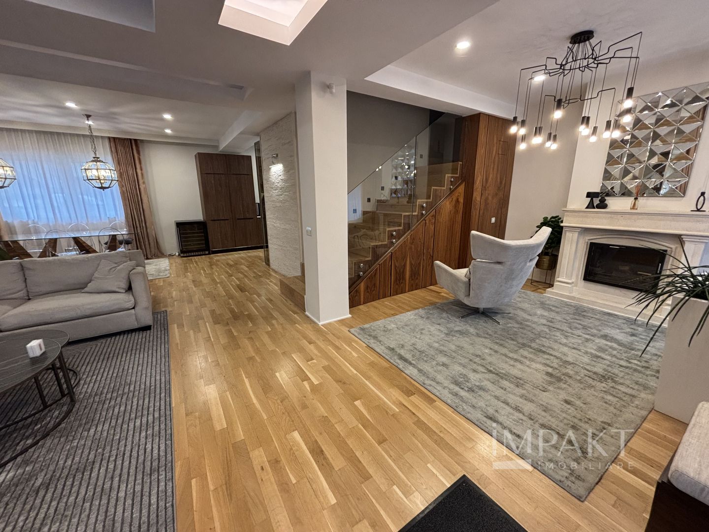 De închiriat vilă superbă Andrei Mureșanu - Poză 2