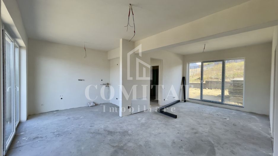 Case cuplate finalizate la intrare în Chinteni - Poză 7