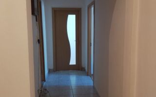 Vand apartament 2 camere zona Gorjului - Poză 7