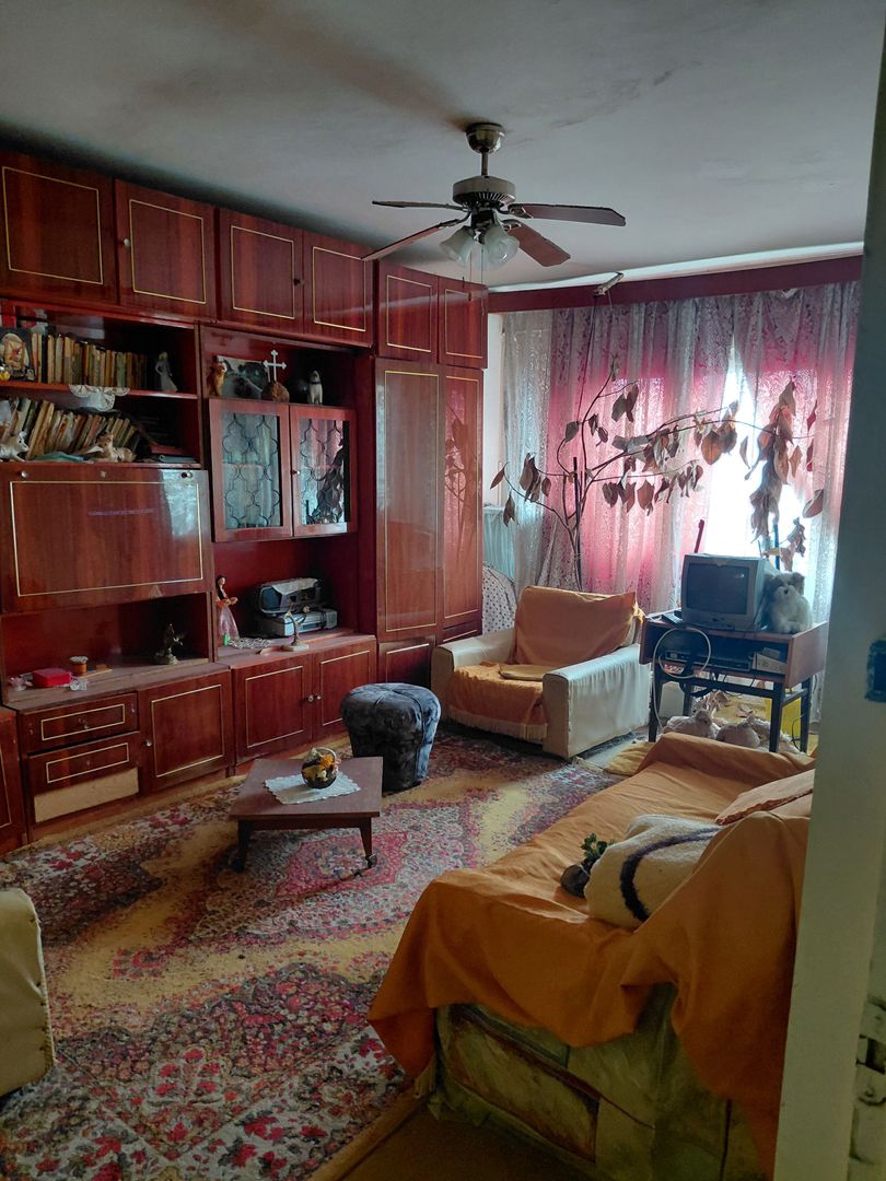 2 camere Micro 21 – bloc 1986 – ideal investiție / renovare - Poză 3