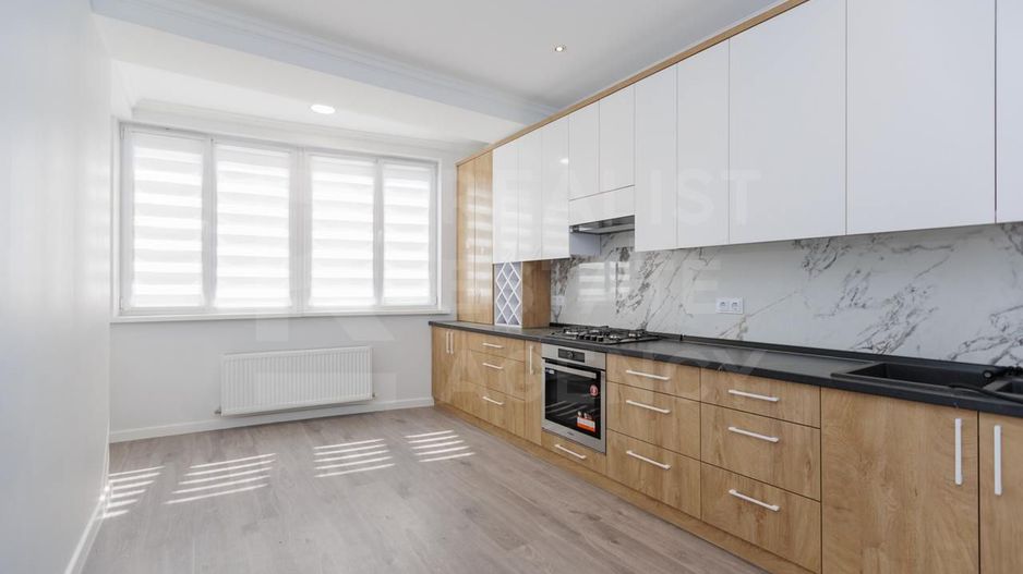 Vânzare, apartament, 2 camere, str. Independentei, Botanica. - Poză 1