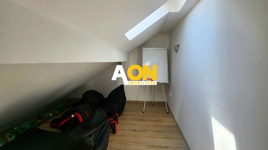 Apartament cu 2 Camere + Mansardă, Garaj, Bloc Nou, Zona Centru - Poză 11