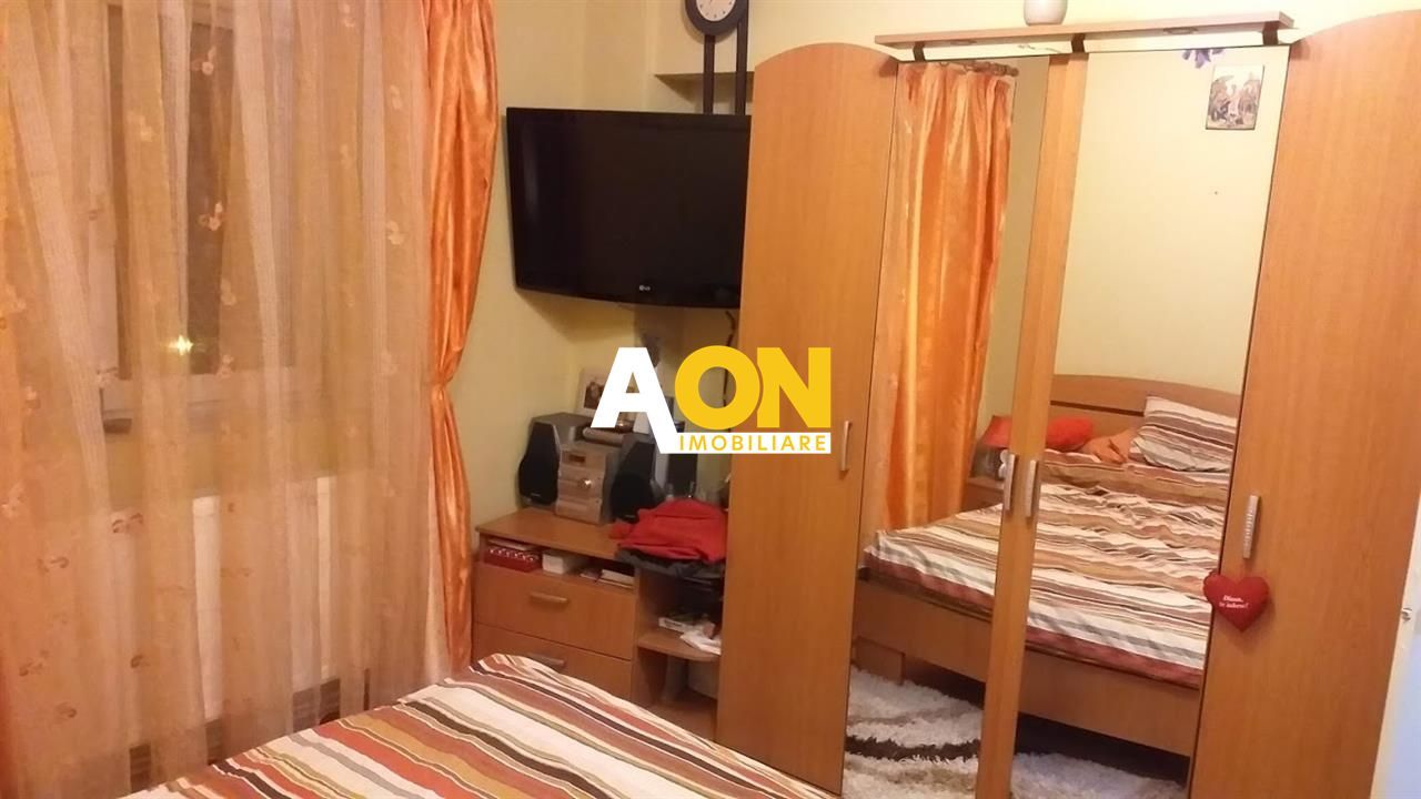 Apartament 4 camere  zona Piata Cetate  multiple imbunatatiri - Poză 7