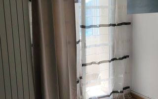 Apartament cu 4 camere, 70 mp, 3 dormitoare, 2 balcoane, La Terenuri. - Poză 5