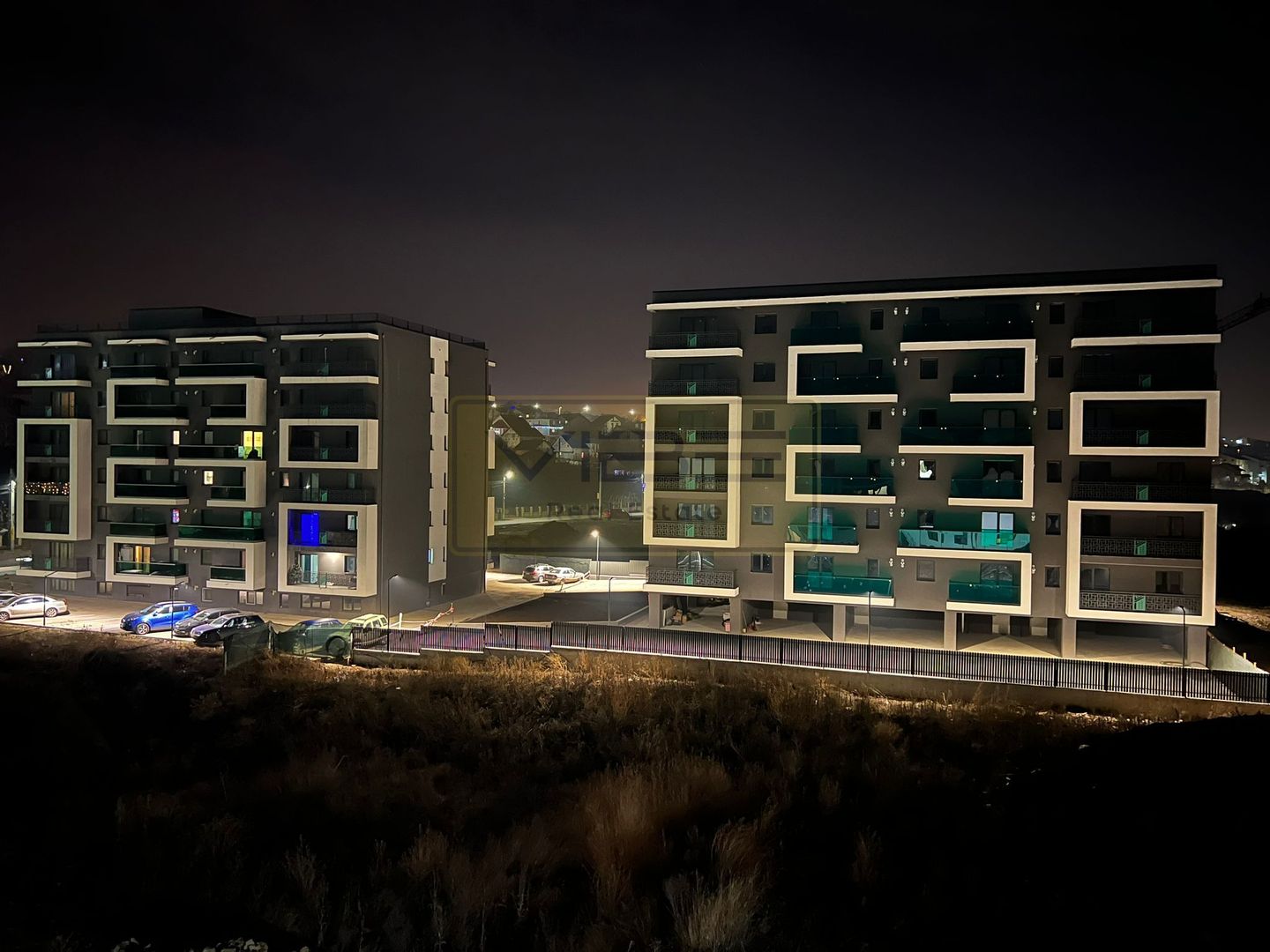 Apartament 1 camera 42 mp INTABULAT Mega Image Bucium - Poză 1