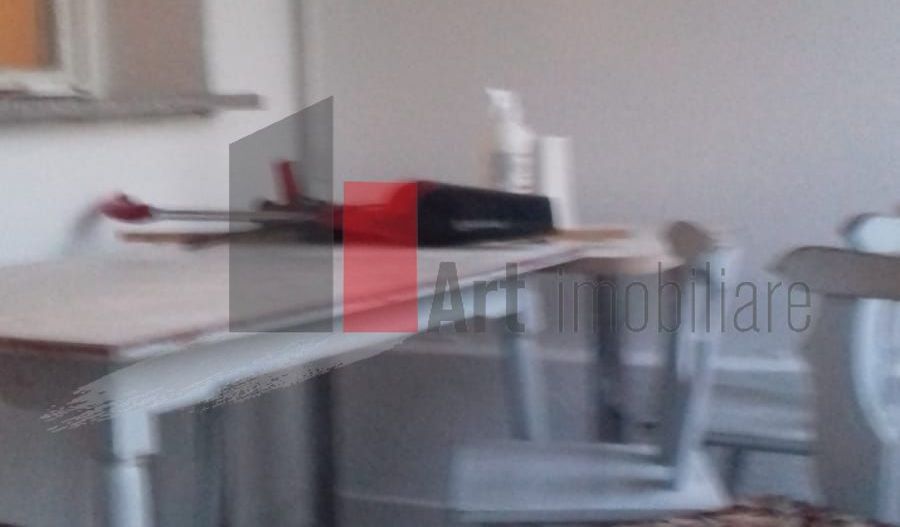 3 camere Grivitei - Poză 3