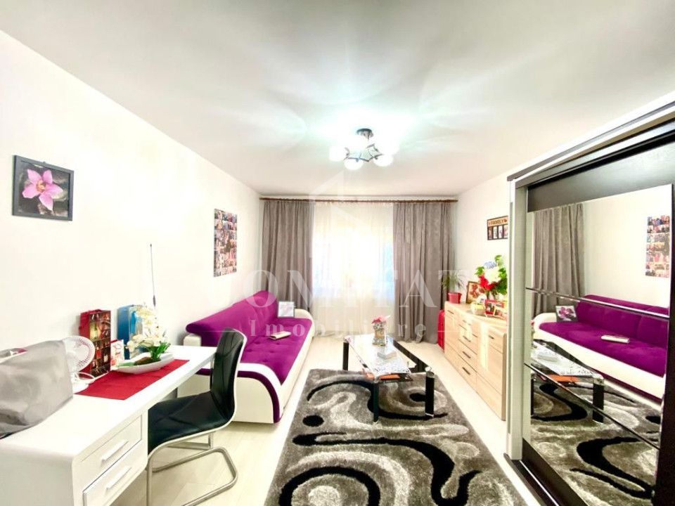 Apartament 2 camere | zona The Office - Poză 3