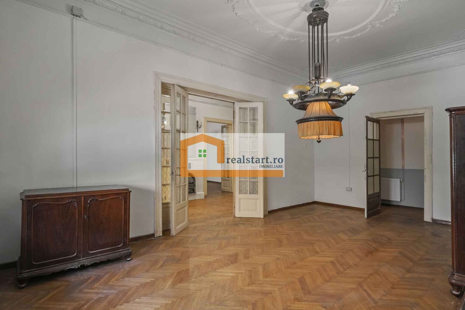 Vila individuala, S+P+E+Pod, curte 500mp, ideal Bistro-caffe, birouri - Poză 3