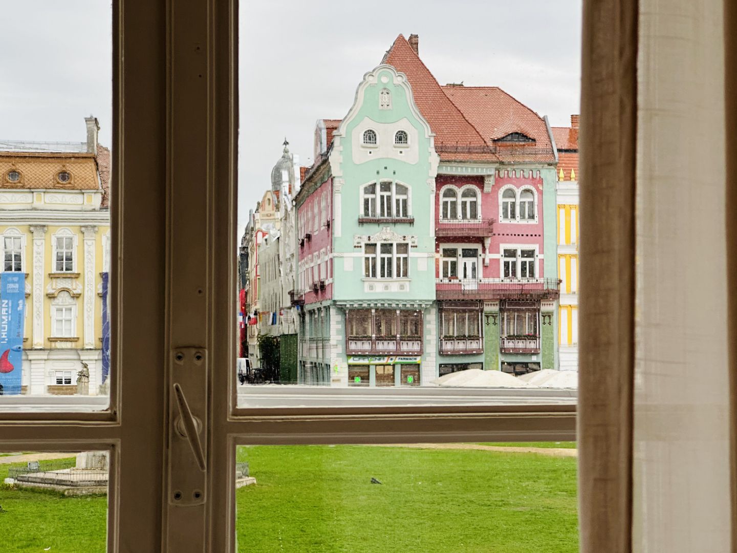 Spațiu Birouri de Închiriat cu Vedere Minunată în P-ta Unirii, Com 0% - Poză 9