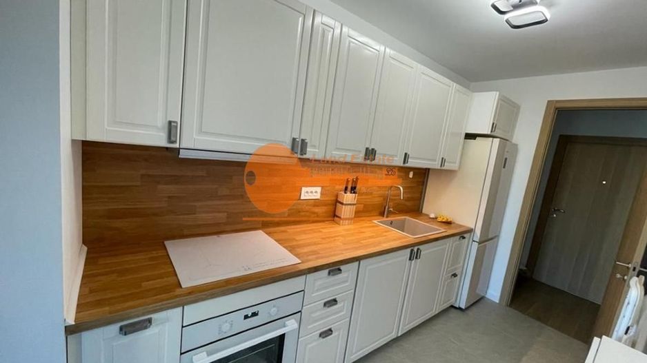 Apartament  3 camere ansamblu rezidential - Poză 1