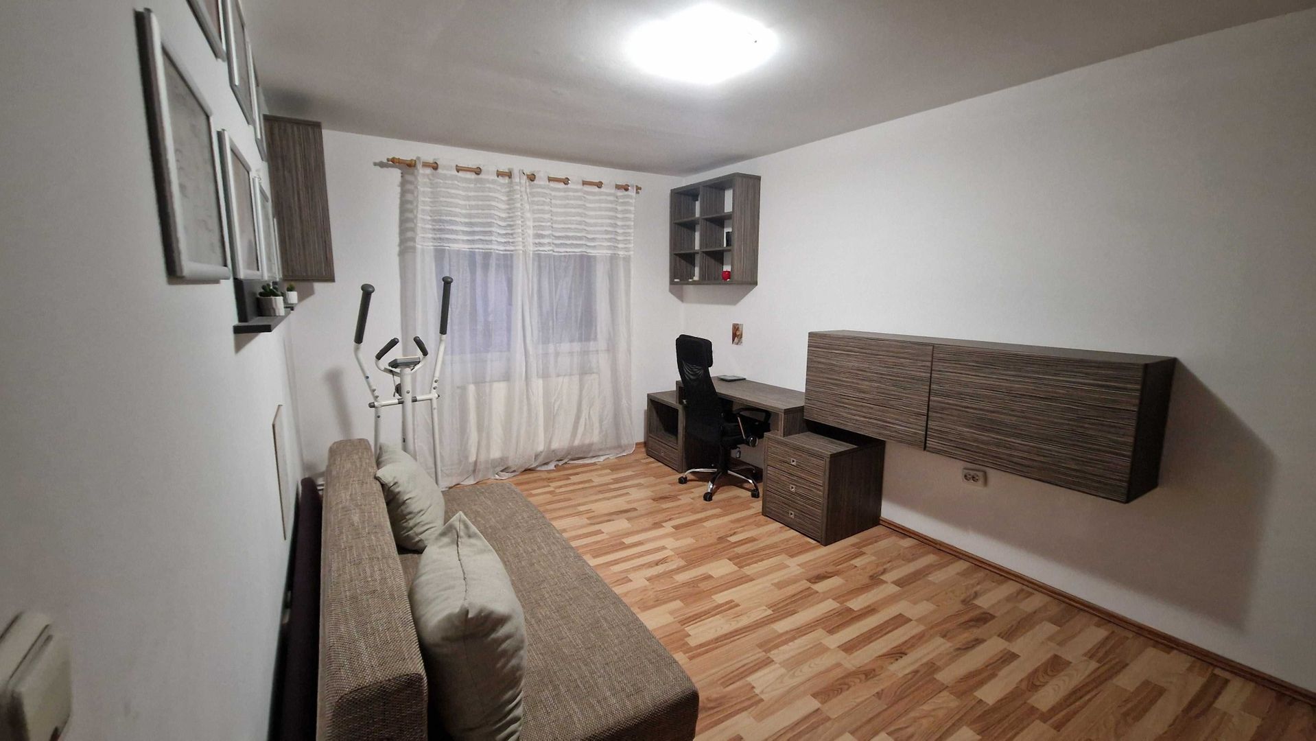 Apartament 3 camere, 64 mp, complet mobilat si utilat - Poză 10