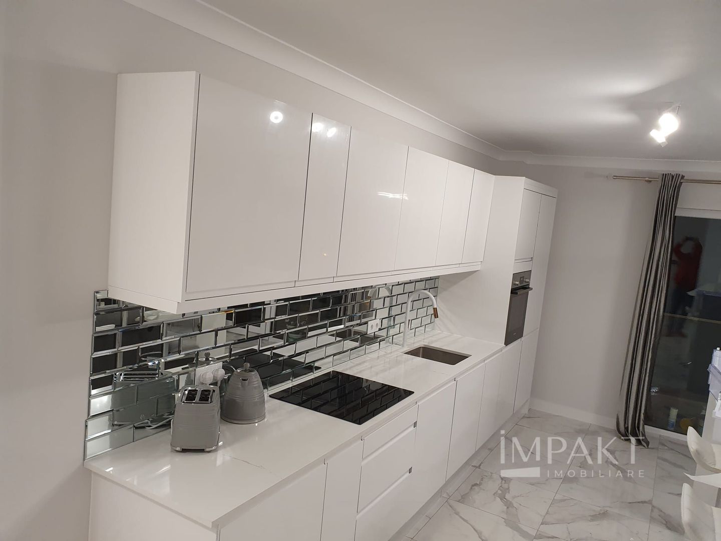 Apartament cu 3 camere  de vanzare, zona Omv Calea Turzii! - Poză 7