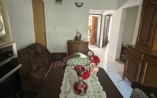 Apartament 3 camere central Beclean - Poză 4