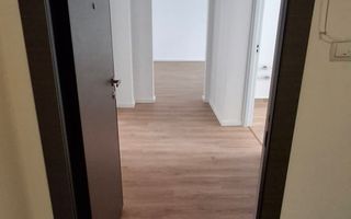 APARTAMENT RENOVAT SPATIOS  METROU ZONA NERVA TRAIAN - Poză 2