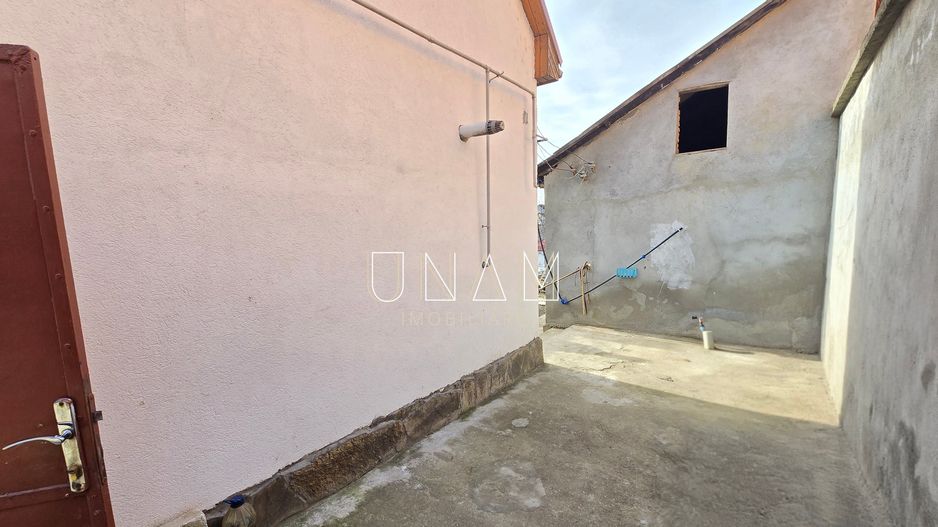 Casa cu 3 corpuri | curte | potential real | Muncitoresc – Resita - Poză 22