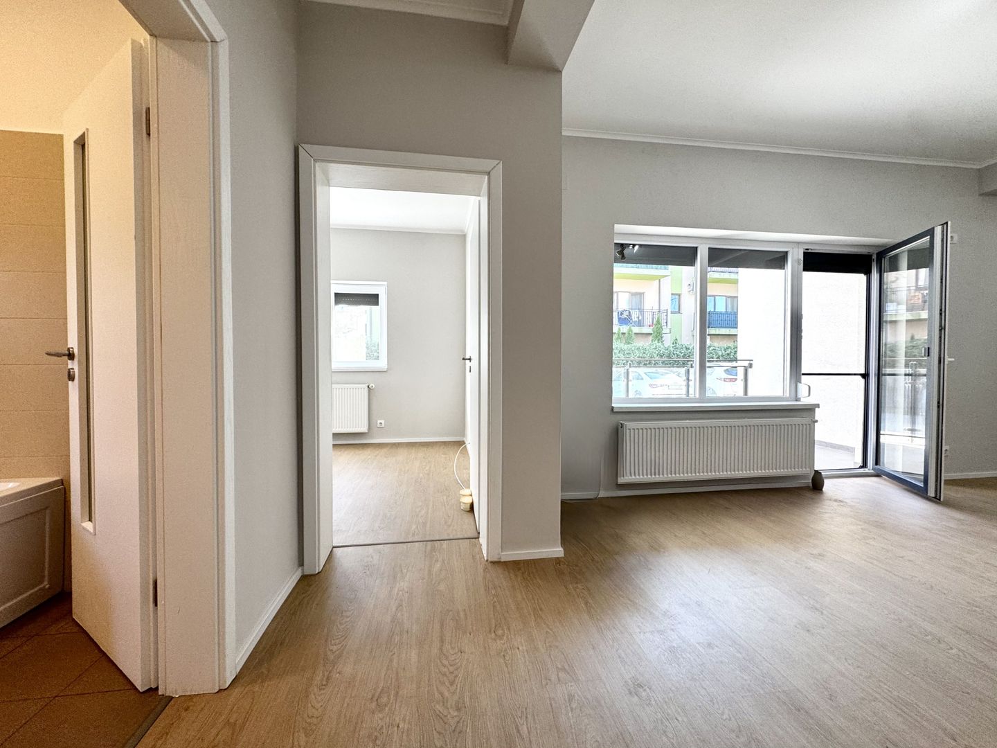 Apartament cu 3 camere | Parter | Terasă | Parcare | Braytim - Poză 7