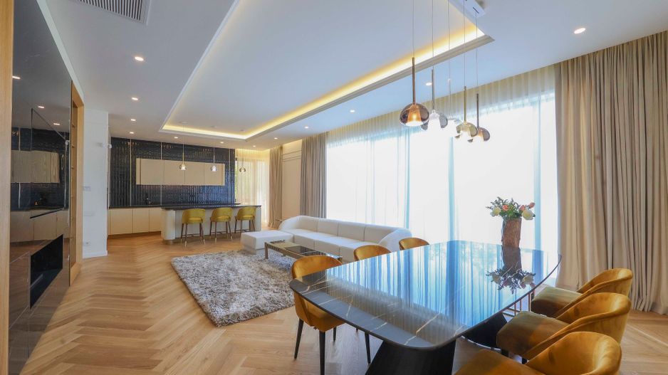 Vila in ansamblu exclusivist cu finisaje si dotări premium - Poză 2