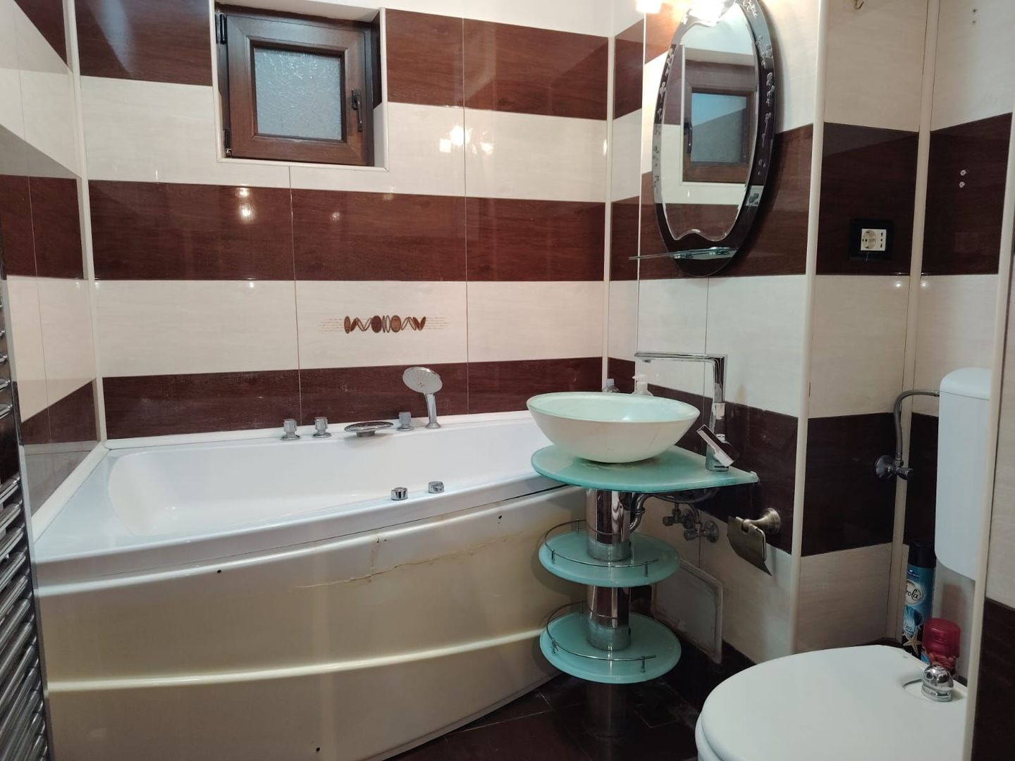 Inchiriez apartament  camere Tiglina 1. - Poză 8