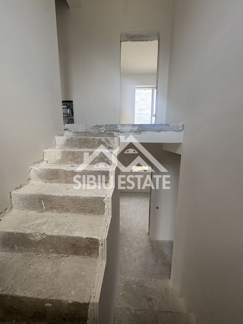 Casă individuală  lângă Sibiu | 5 camere | 136 mp utili | Teren 600mp - Poză 10